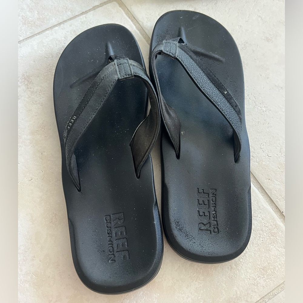 Men’s Reef Cushion Size 13 Flip Flops